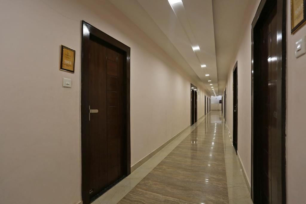 Hotel Rajmohan Palace Gwalior Exteriör bild